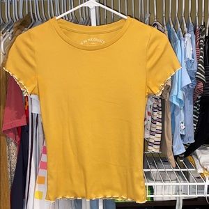 AEROPOSTALE yellow t-shirt